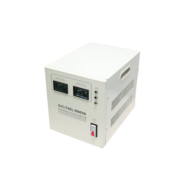 Stabilisateur de tension automatique de 5 KVA 220 V Stabilisateur de tension en courant alternatif à phase unique TND ((SVC) - 5000 VA