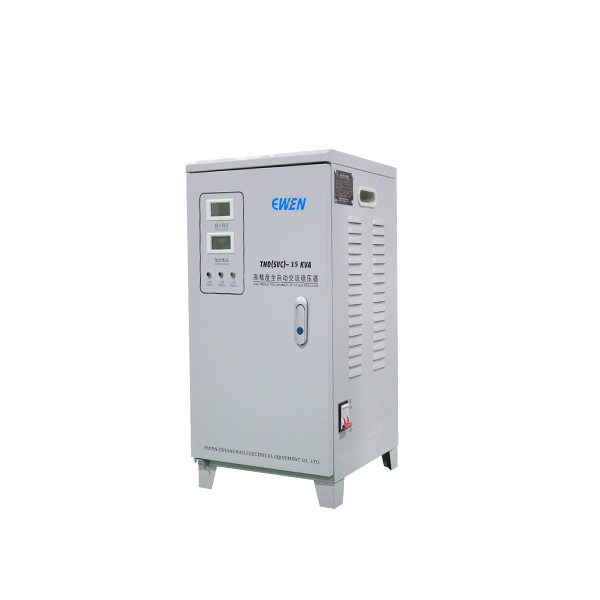 Vente d'usine Stabilisateur de tension à phase unique 15KVA 220V 50HZ 60HZ avec compteurs numériques