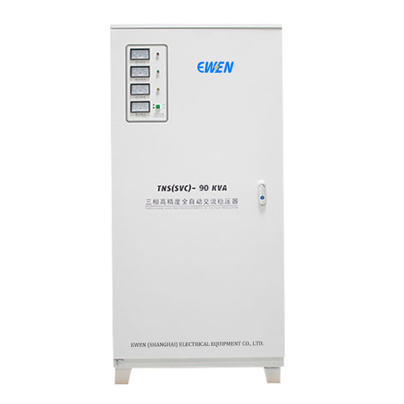 Stabilisateur de tension à trois phases de 90 KVA Régulateur automatique de tension avec technologie de servo-moteur pour machine de découpe laser