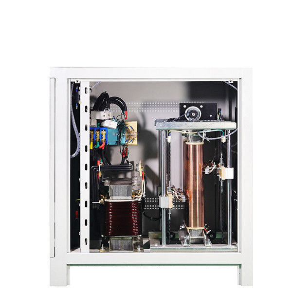 Stabilisateur industriel de tension de 380 VCA AVR 120KVA triphasé avec l'affichage d'affichage à cristaux liquides