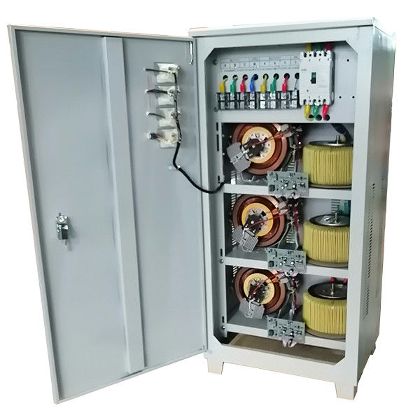 Stabilisateur électrique complètement automatique triphasé de tension à C.A. de TNS-60KVA