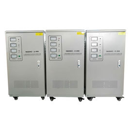 Efficacité élevée de travail du matériel électrique AVR de capacité automatique du régulateur de tension 30KVA